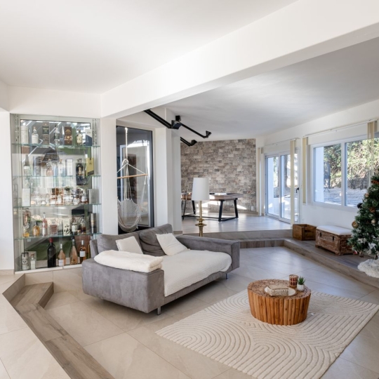  Annonces ALES : House | SAINT-CHRISTOL-LES-ALES (30380) | 350 m2 | 1 570 000 &euro; 