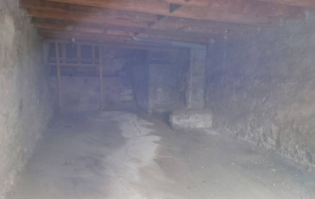 Annonces ALES : Parking | ALES (30100) | 86 m2 | 400 &euro; 