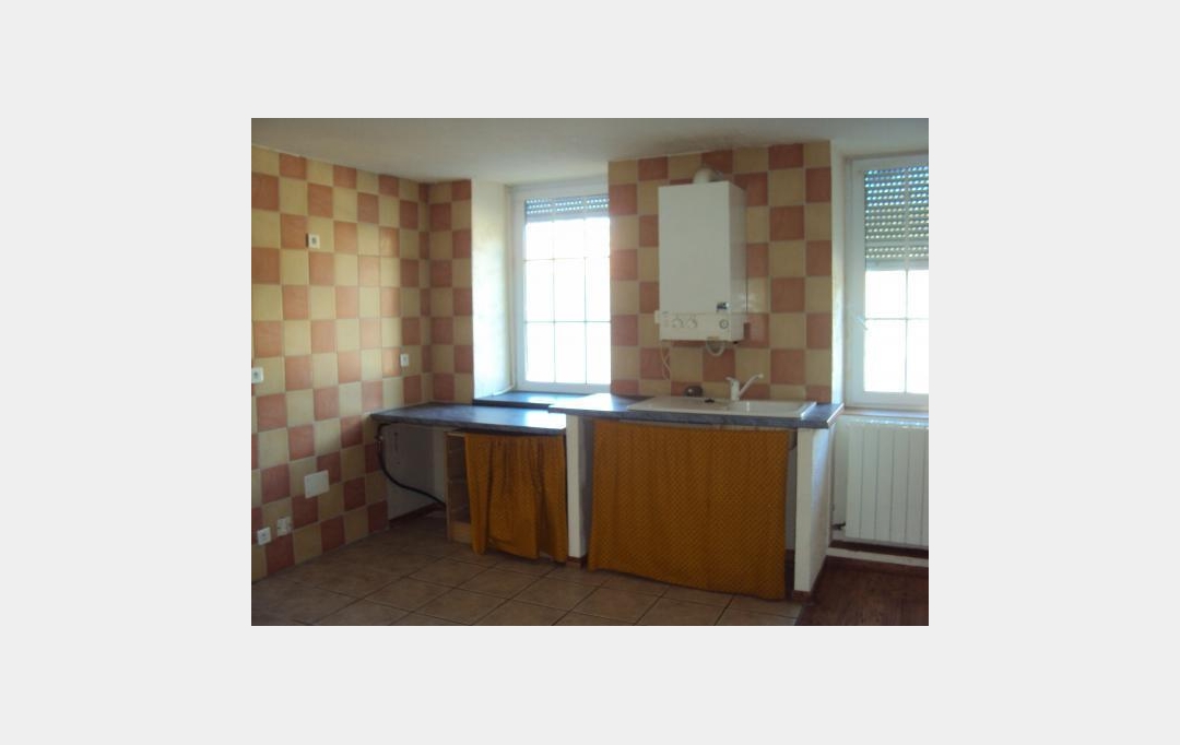 Annonces ALES : Appartement | LES SALLES-DU-GARDON (30110) | 55 m2 | 360 € 