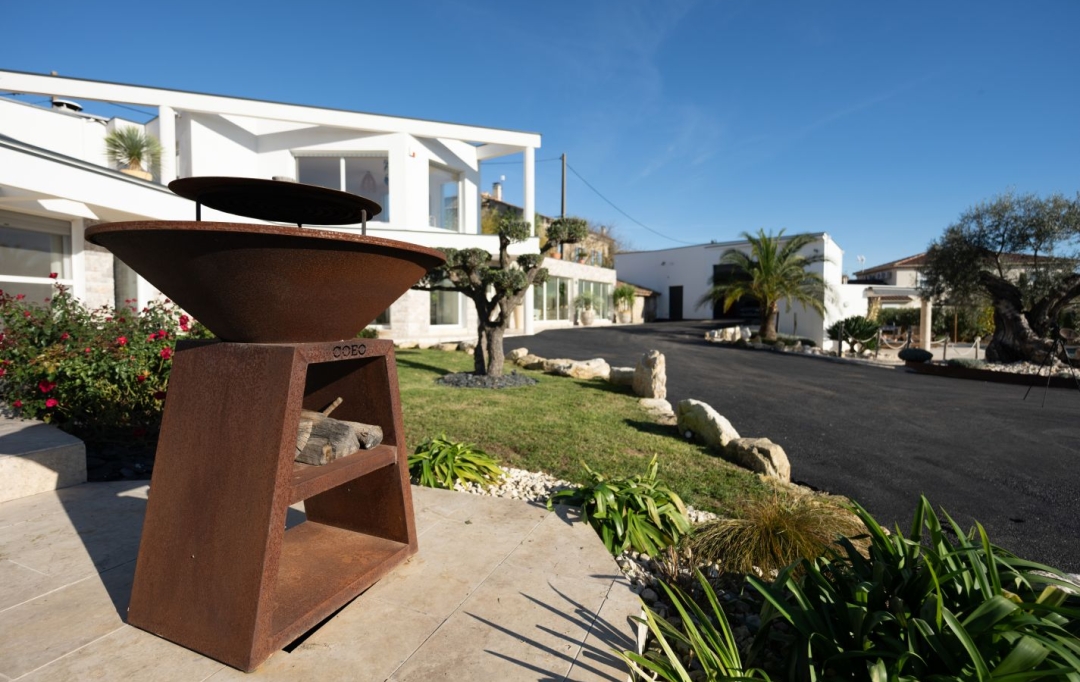 Annonces ALES : House | SAINT-CHRISTOL-LES-ALES (30380) | 350 m2 | 1 570 000 &euro; 